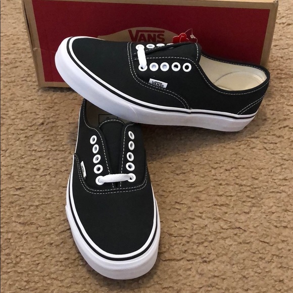 vans authentic scarab